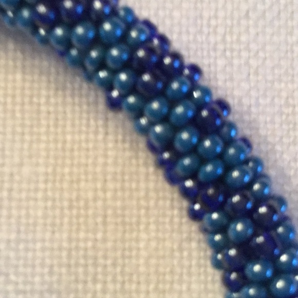 Gorgeous beaded roll on bracelet - Picture 2 of 4
